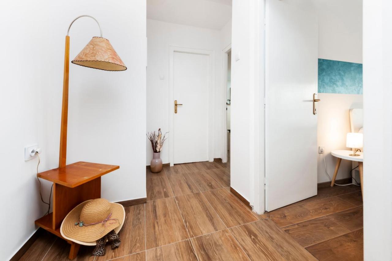 Apartment Sissy โรวีน ภายนอก รูปภาพ